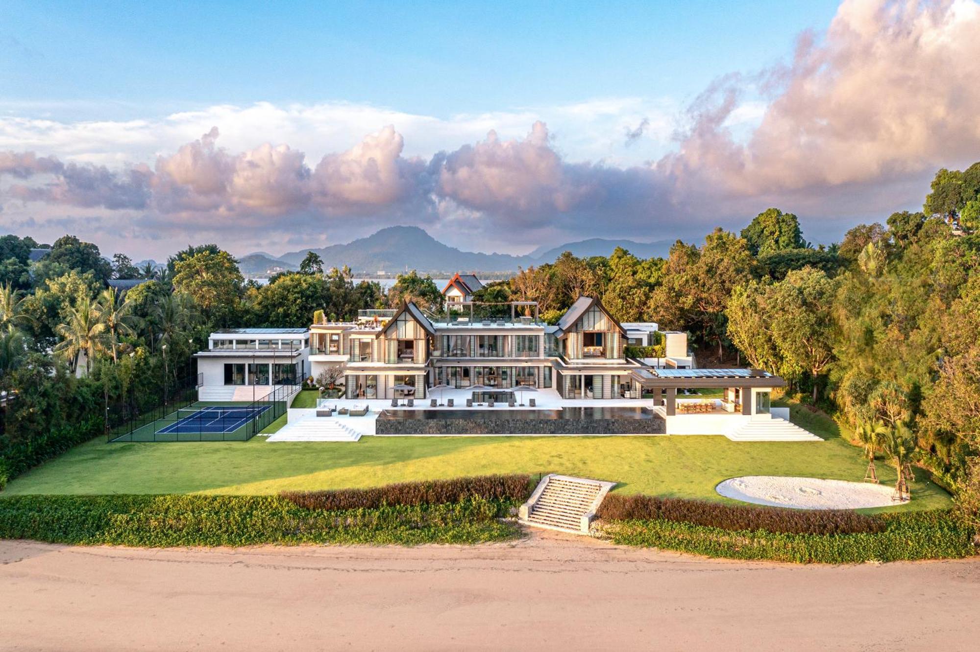 Villa Amarasara Phuket